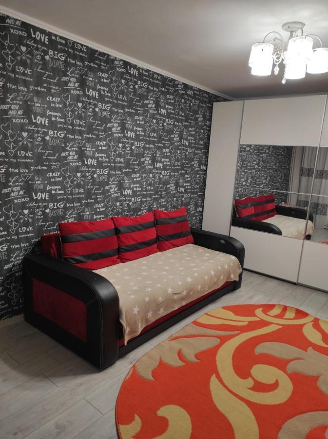 Private Room Near 3 Min Metrou Crangasi, 40 M2 Bucareste Exterior foto